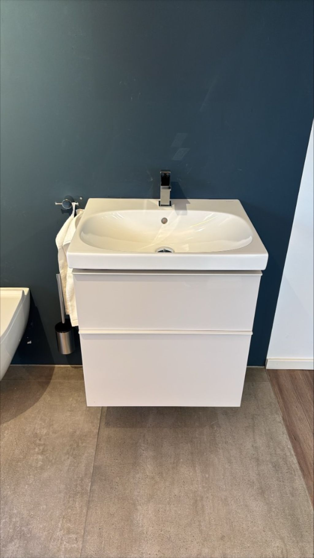 Bild von Koje Bad 18 Geberit Acanto