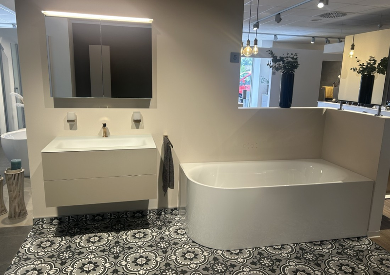 Bild von Koje 5 - Vita Modular Glaswaschtisch